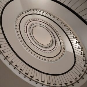 wendeltreppe hayposistemischer ansasatz